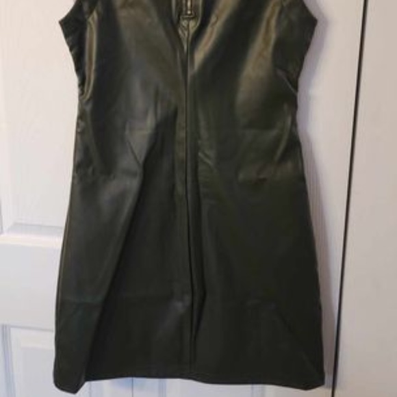 Dark Green Leather Dress size M - Picture 4 of 4